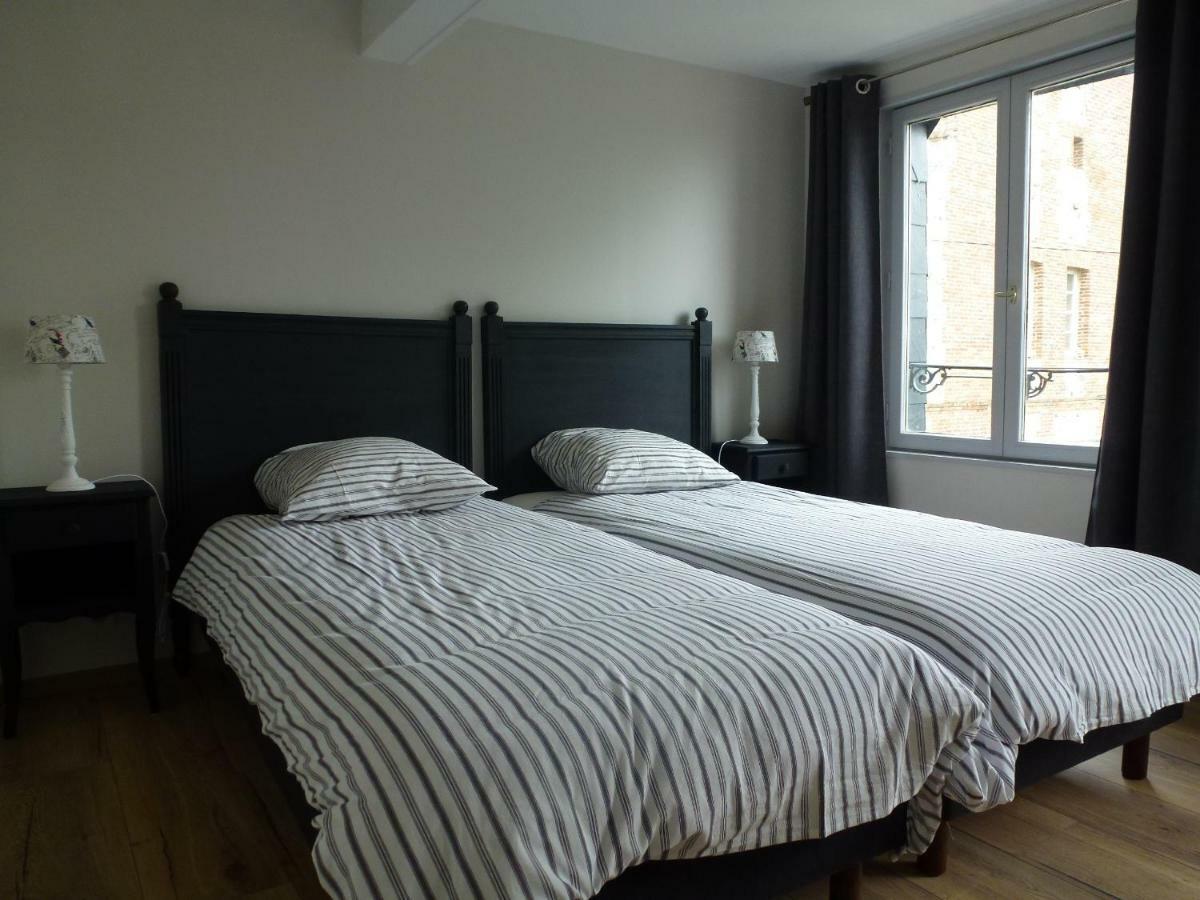 Le Charme A La Francaise Villa Honfleur Exteriör bild